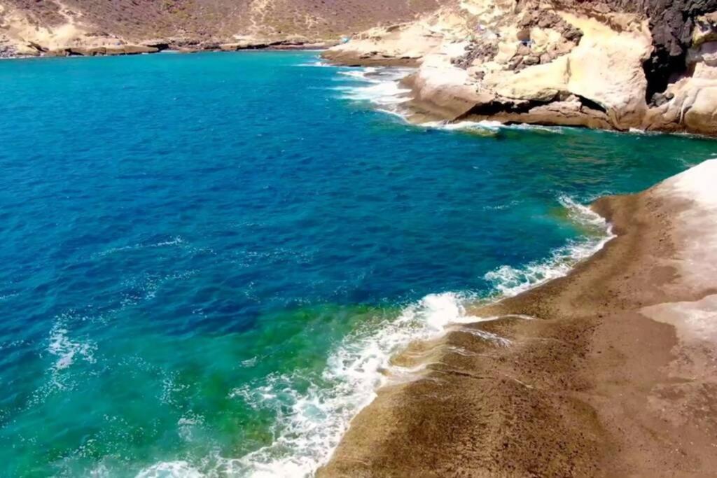 Spacious Apartment Just Few Steps Of The Ocean In La Caleta Costa Adeje  Exterior photo