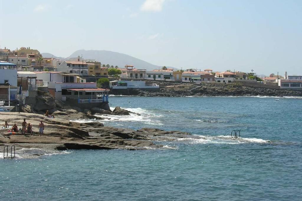 Spacious Apartment Just Few Steps Of The Ocean In La Caleta Costa Adeje  Exterior photo